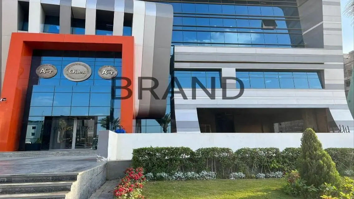 Spacious Apartment of 400 sqm for 360,000