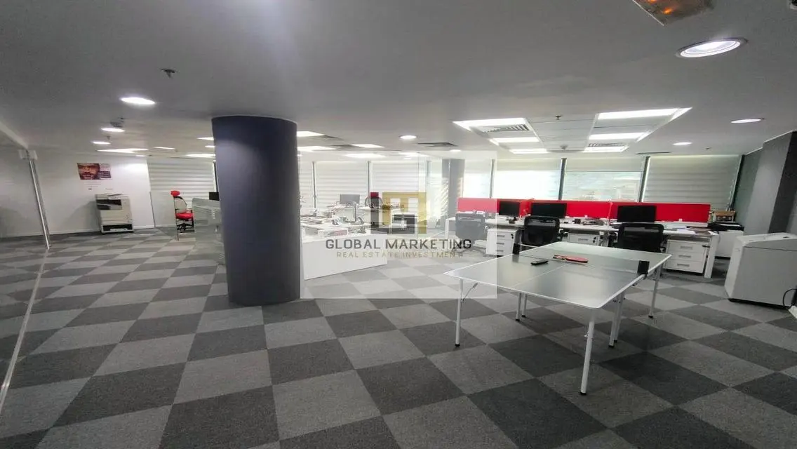 Investment Opportunity: Premium Office Space of 1500 Sq. M in a Global Location