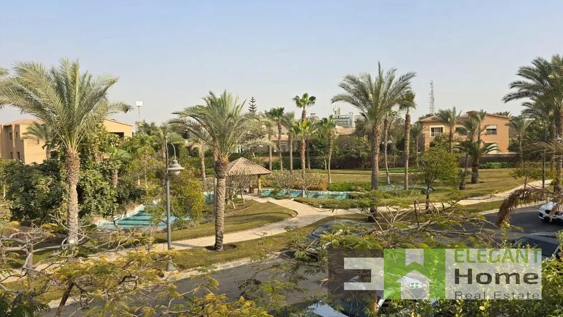Luxurious Villa with Private Pool and Garden Retreat