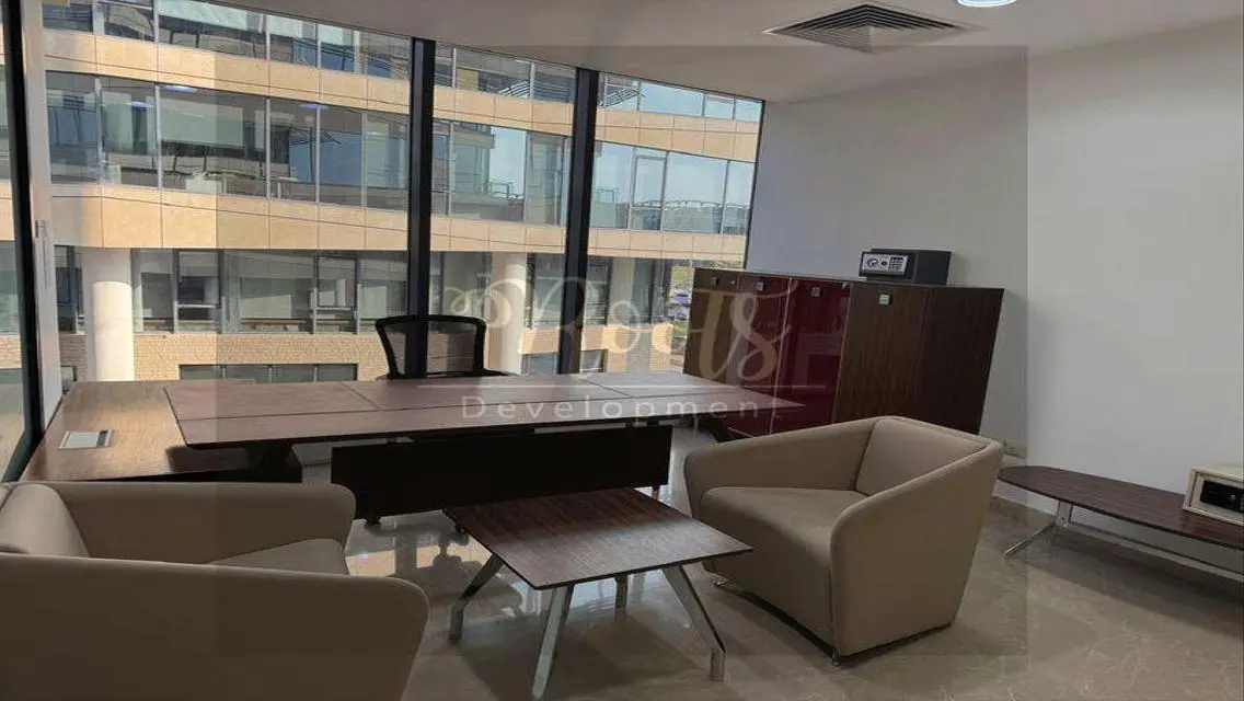 Luxury Apartment for Sale in BISC 185-38 - 11