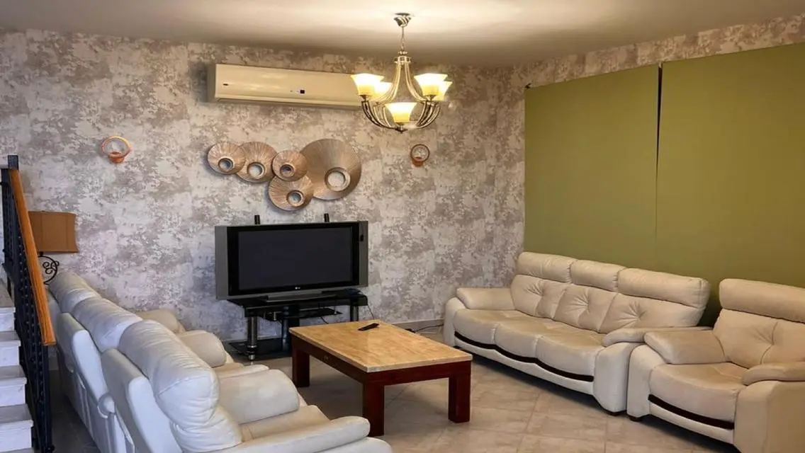 Luxury Villa for Sale with 341 sqm, Garden and Shared Pool