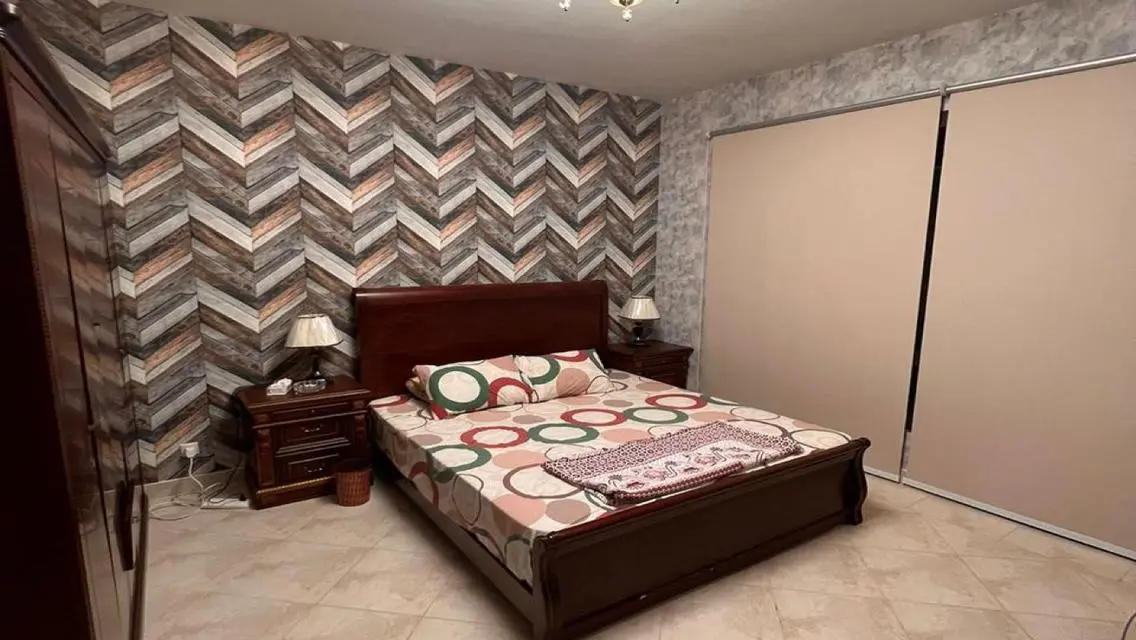 Luxury Villa for Sale with 341 sqm, Garden and Shared Pool