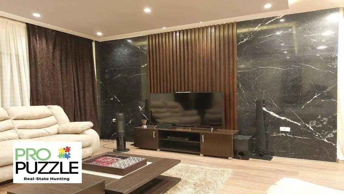 Villa for Rent in Mountain View Hyde Park