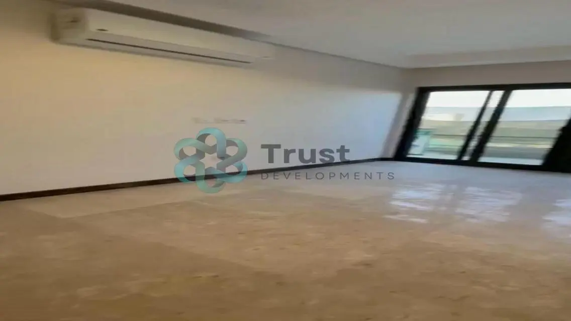Luxury Apartment with Private Garden and Stunning View