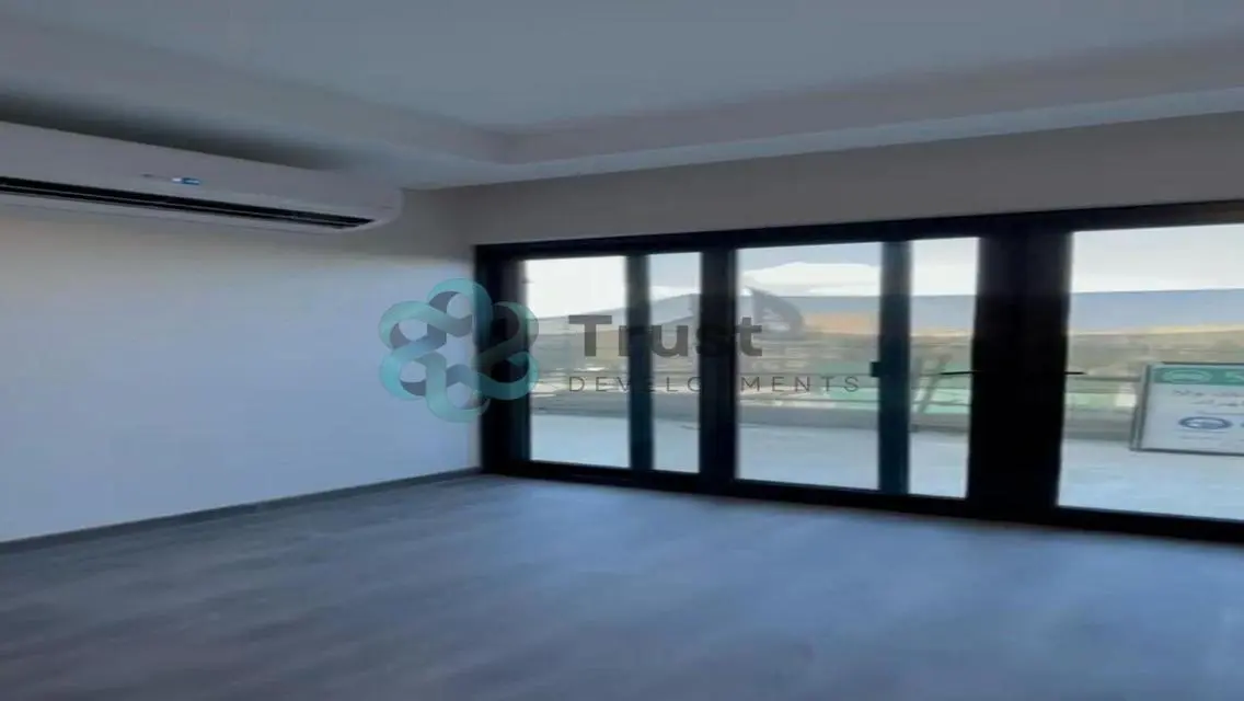 Luxury Apartment with Private Garden and Stunning View