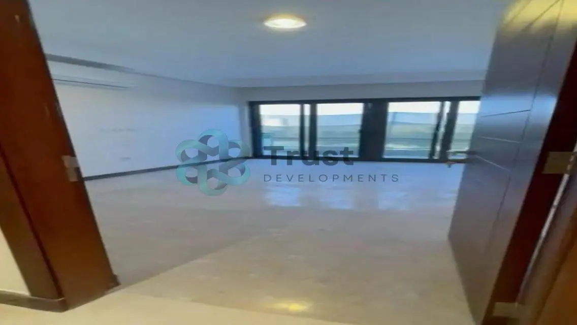 Luxury Apartment with Private Garden and Stunning View