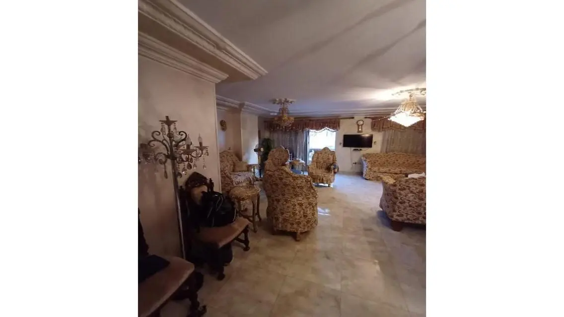 شقة فاخرة للبيع في هليوبوليس