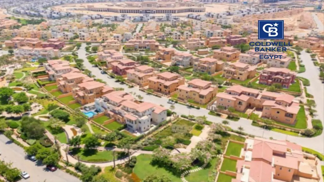 فيلا فاخرة بـ 12 غرفة مع مسبح خاص وحديقة في AUC