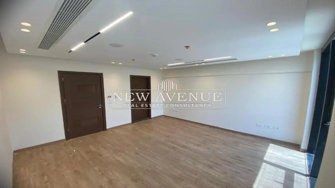 Modern Commercial Office Space of 135 Square Meters