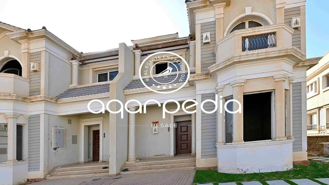 Luxury Villa for Sale with Spacious Private Garden