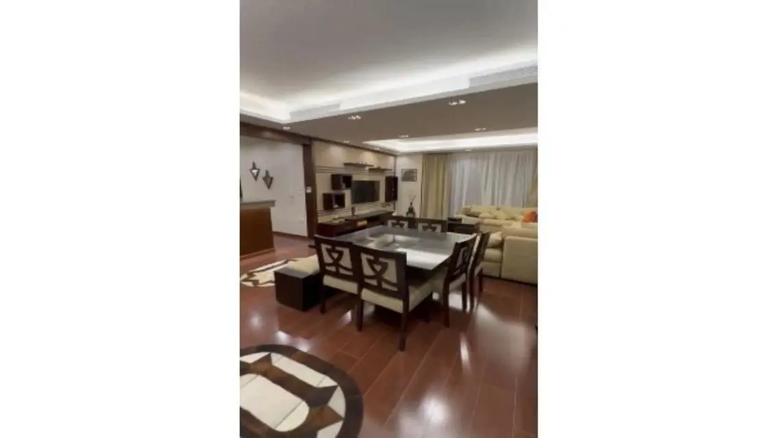Luxurious Apartment with Ample Space and All Amenities