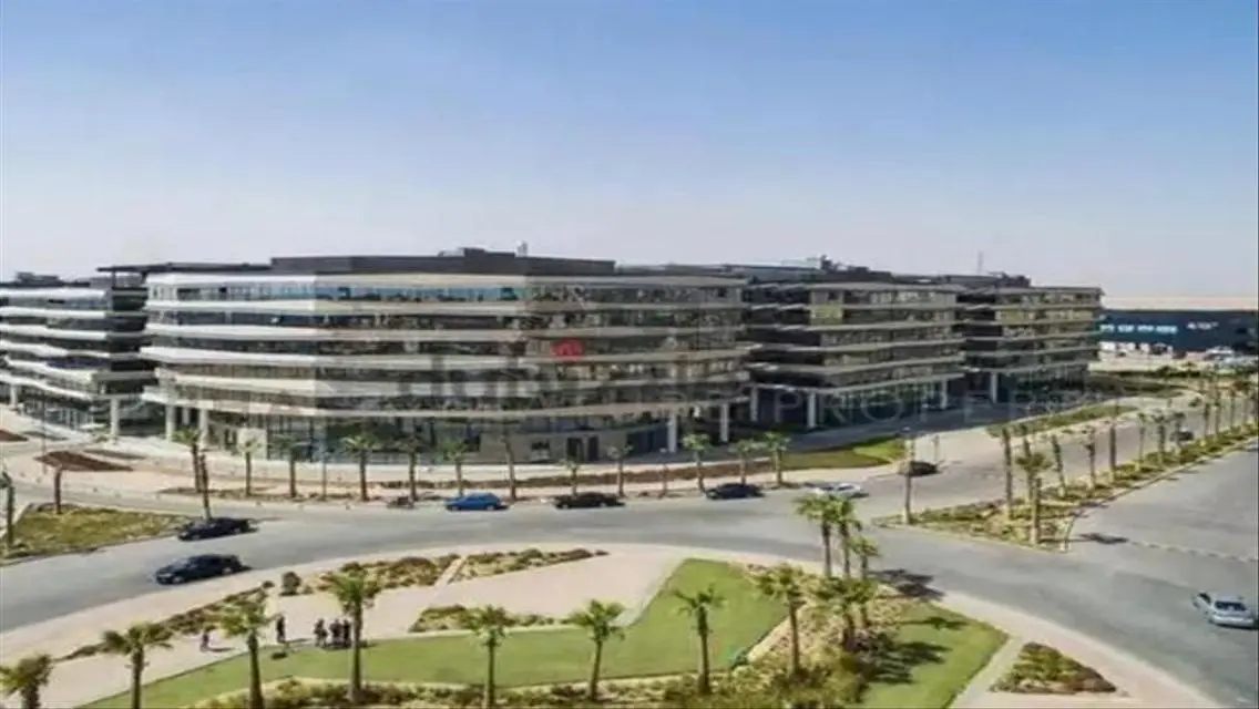 Luxury Villa in Westown Hub, Westown