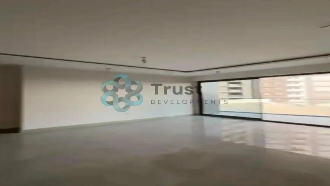 Luxury Apartment of 170 sqm in a Prime Location