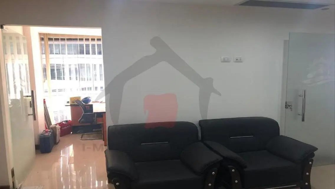 Luxurious Apartment with Comfortable Space in the Heart of the City
