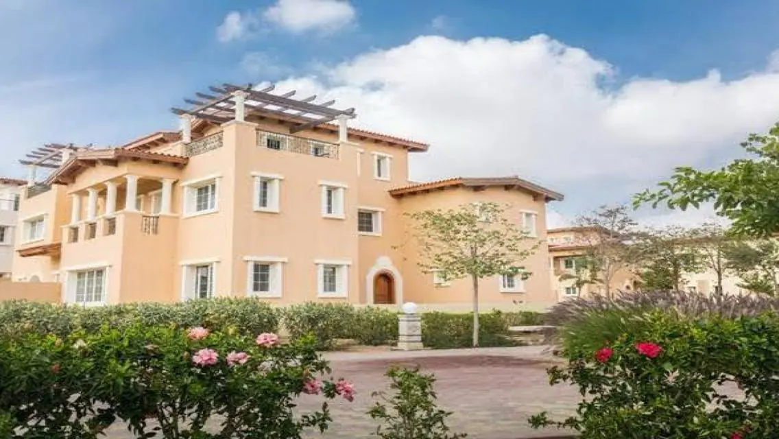 Luxury Apartment in Hyde Park - 280 sqm