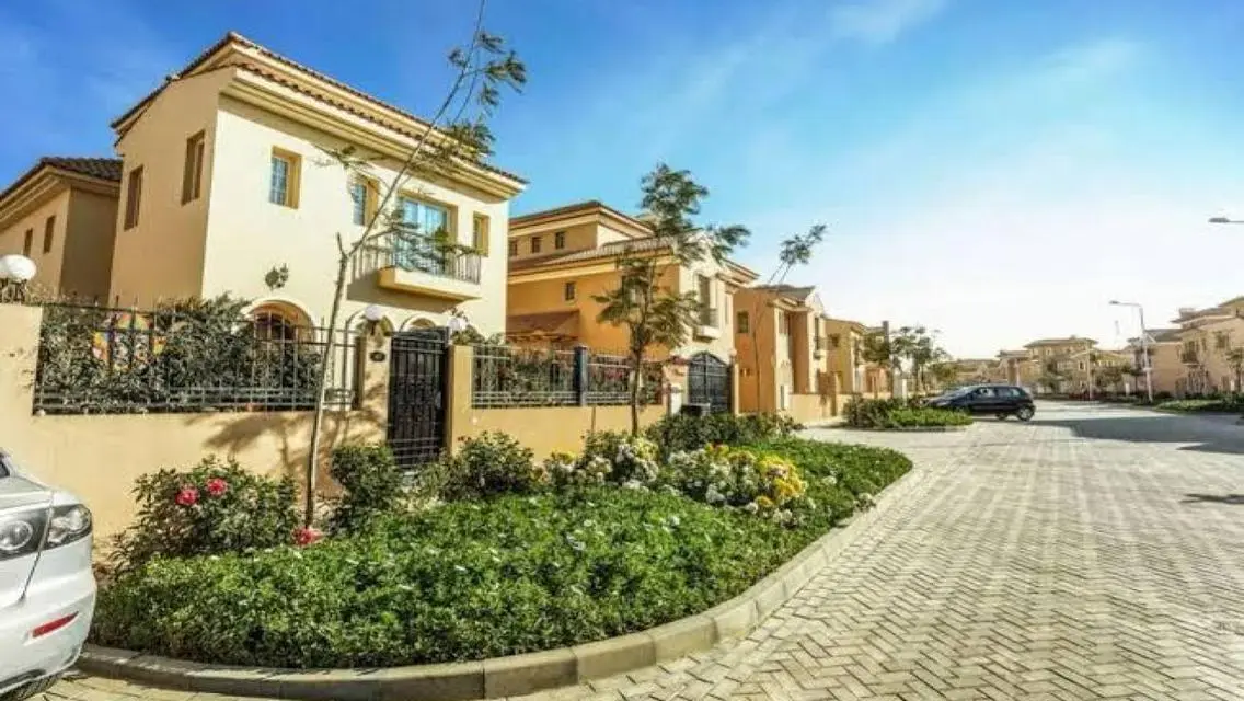 Luxury Apartment in Hyde Park - 280 sqm