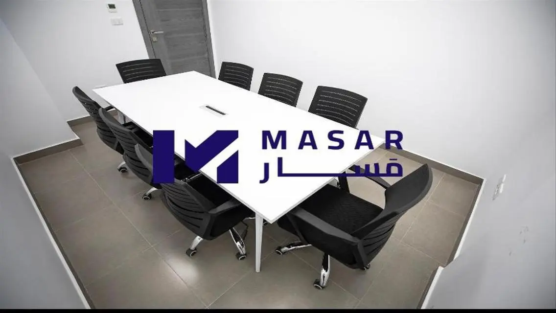 مكتب حديث للبيع بسعر مغري