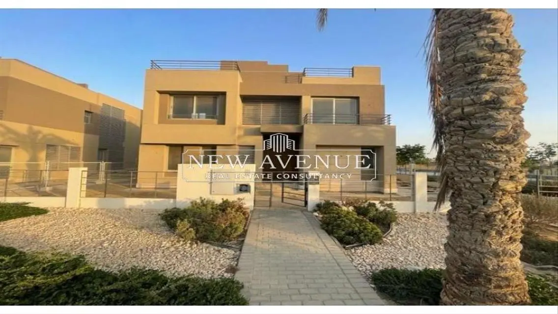 Luxury Villa with Private Garden and Shared Pool
