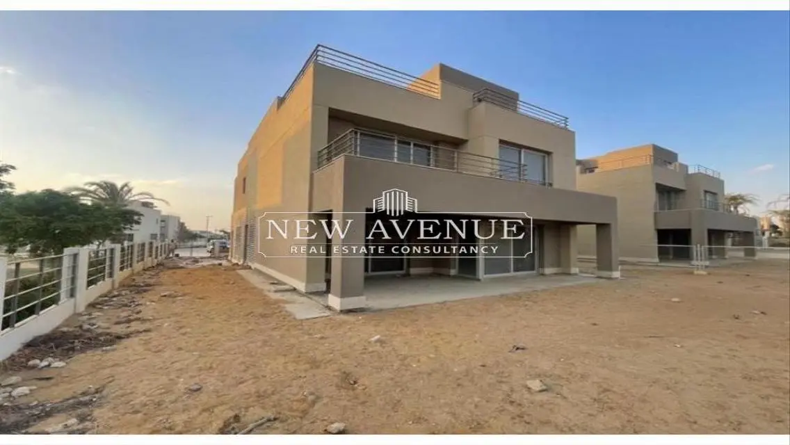 Luxury Villa with Private Garden and Shared Pool