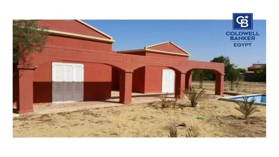 Luxurious 1250 sqm Home with Private Garden and Pool in Prime Location