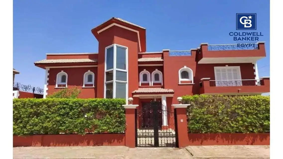 Luxurious 1250 sqm Home with Private Garden and Pool in Prime Location