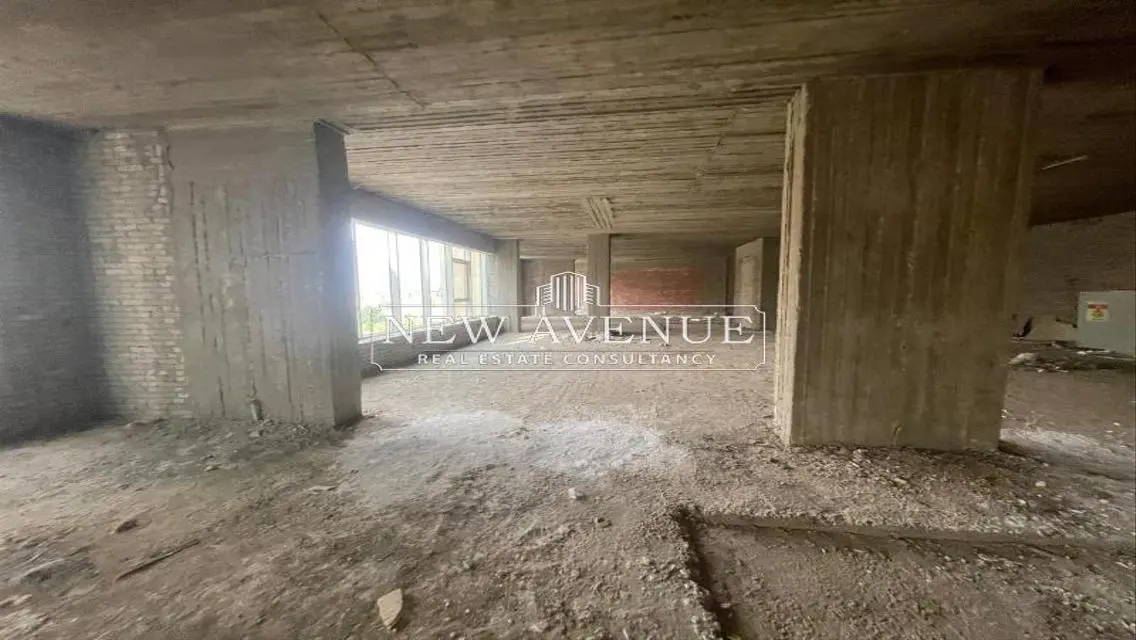 شقة فاخرة بمساحة -2400 متر