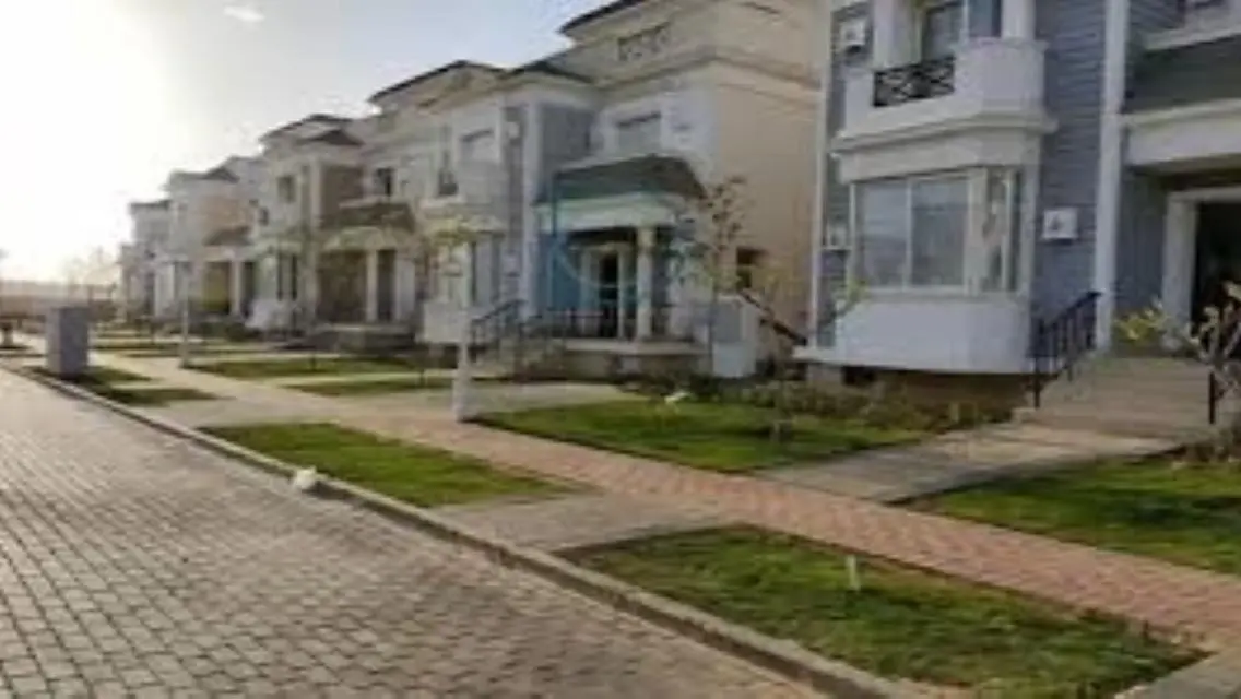 Luxury Three-Bedroom Apartment with All Facilities
