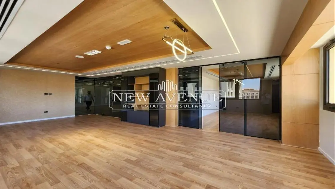 Exceptional Property of 370 Meters Available Now