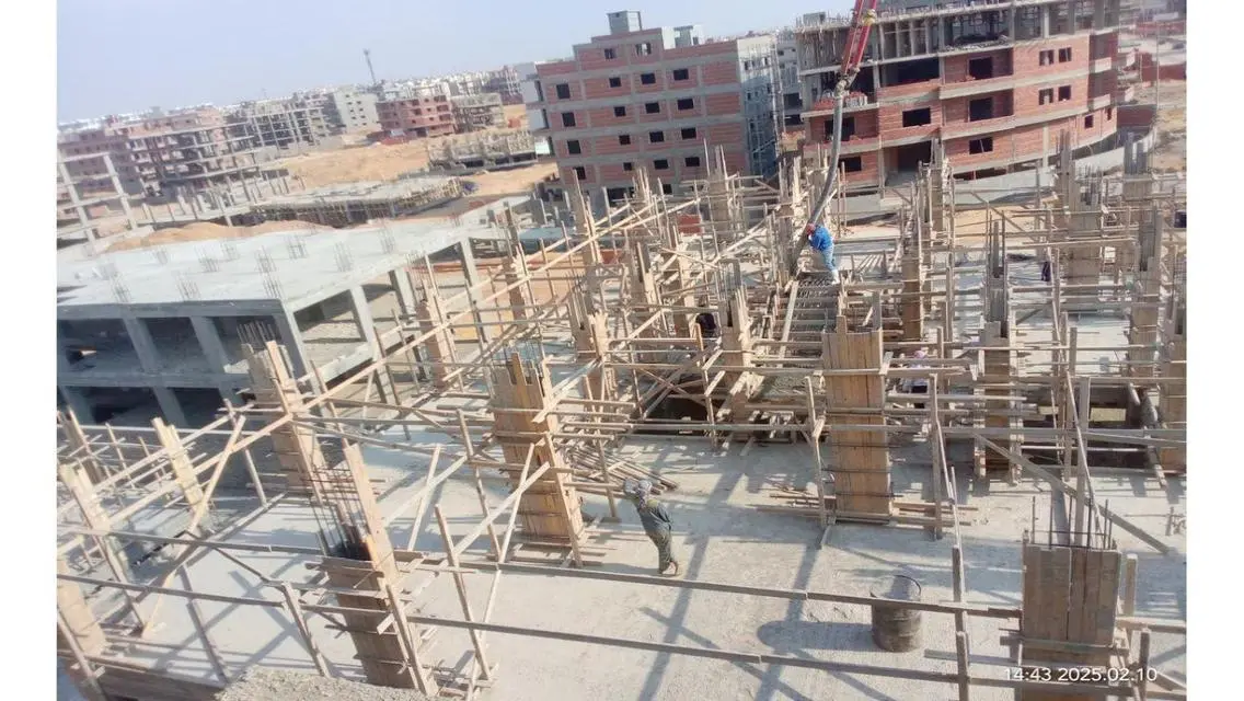 شقة فاخرة للبيع بمرافق مميزة في موقع ممتاز