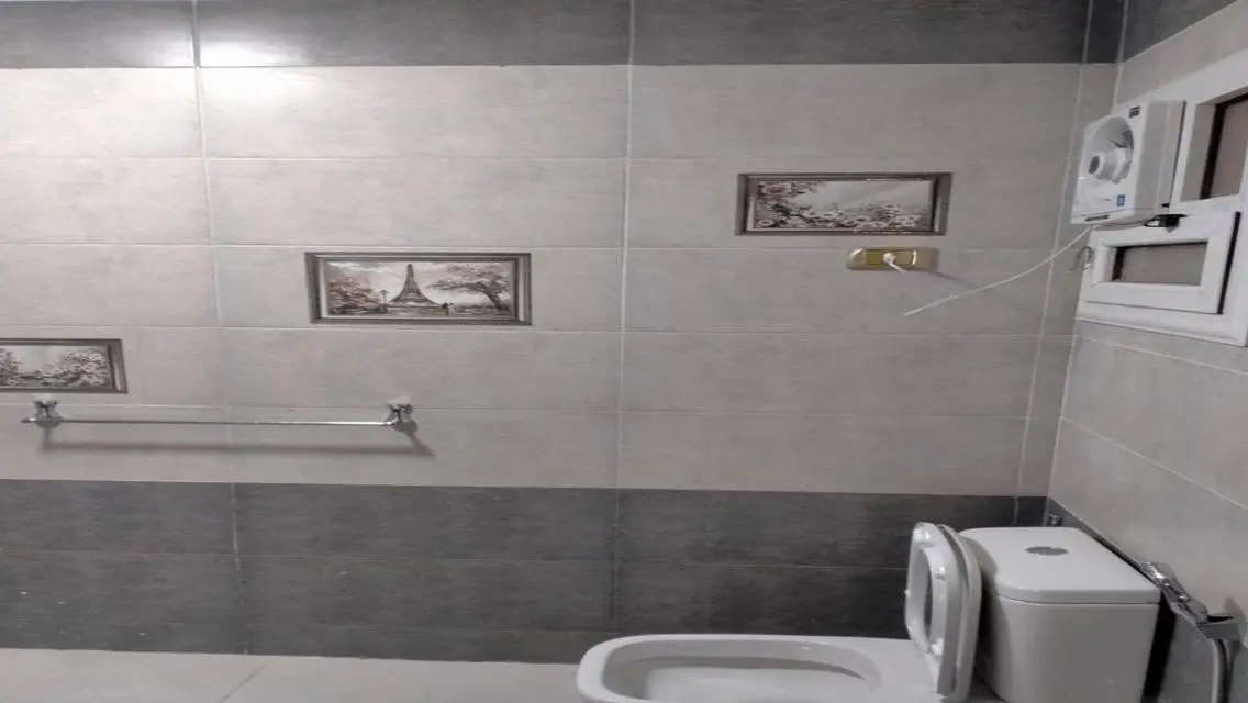 شقة رائعة بحارس أمن على معلم رئيسي