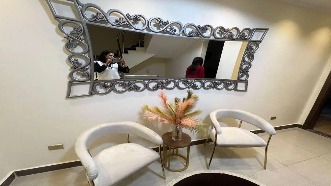 Luxury Furnished Apartment in Prime Location