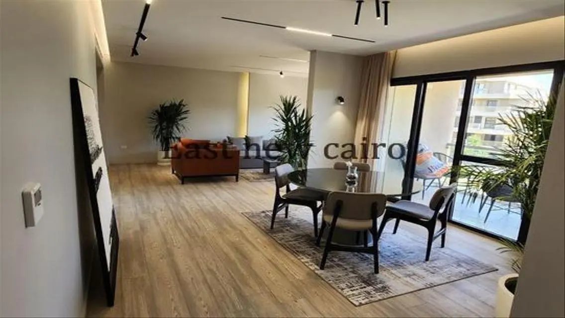 دور علوي فاخر بـ 18000000 جنيه