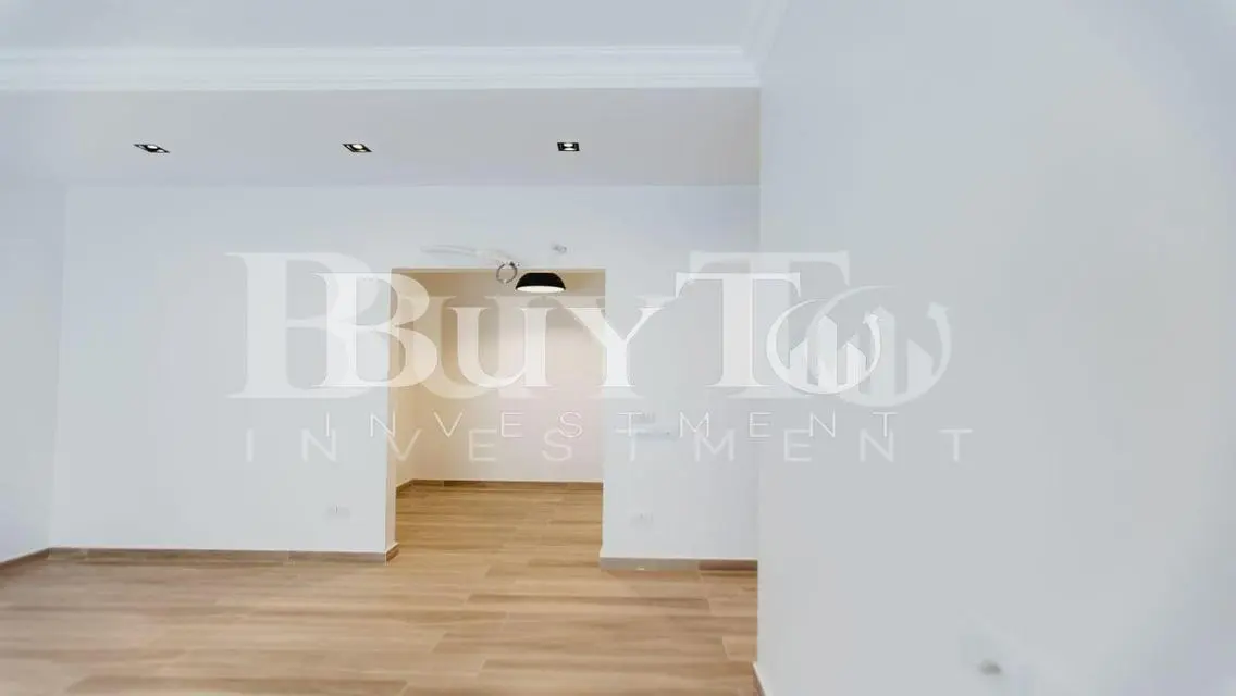 Luxury Apartment in Lotus 5 with Private Garden