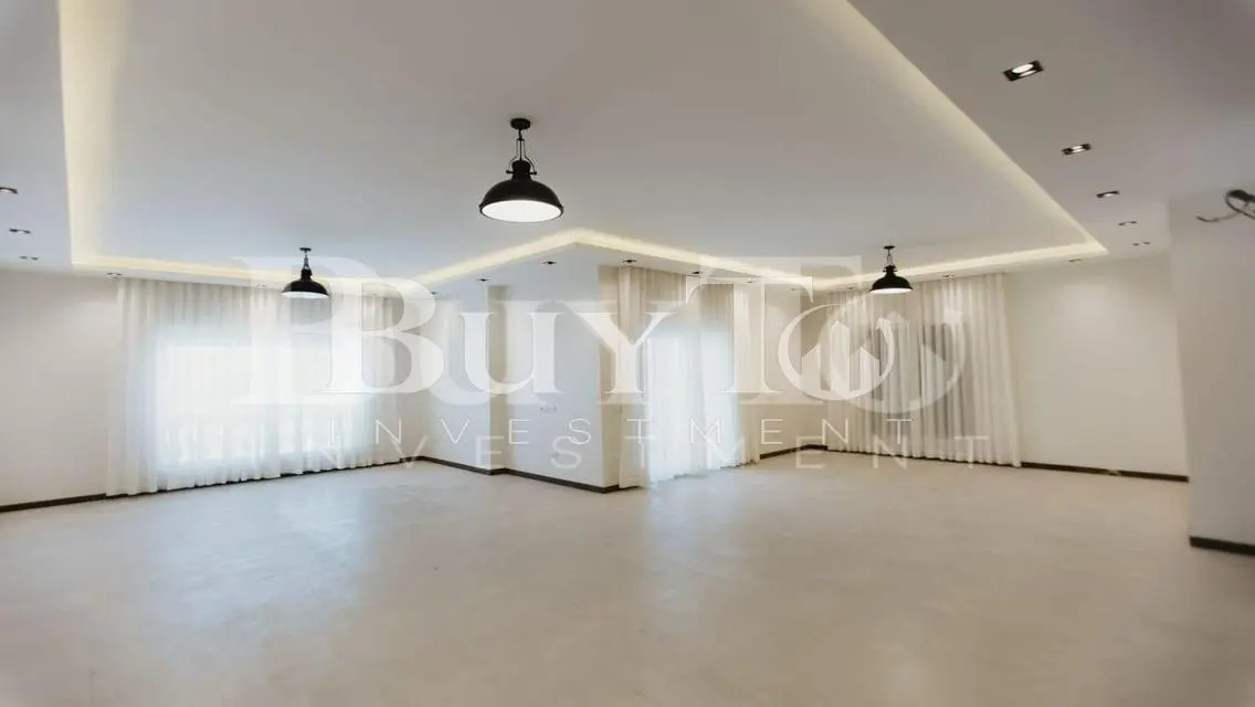 Luxury Apartment in Lotus 5 with Private Garden