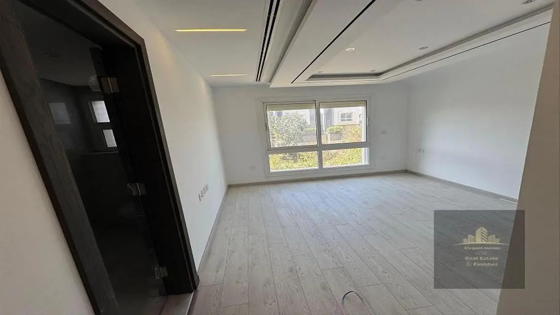 Stunning 4-Bedroom Apartment with Excellent Amenities for Sale