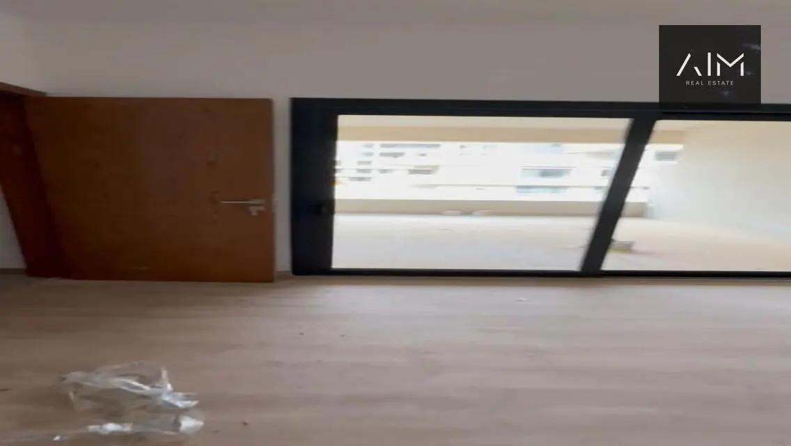 Luxury Apartment with 266 sqm in the City Center