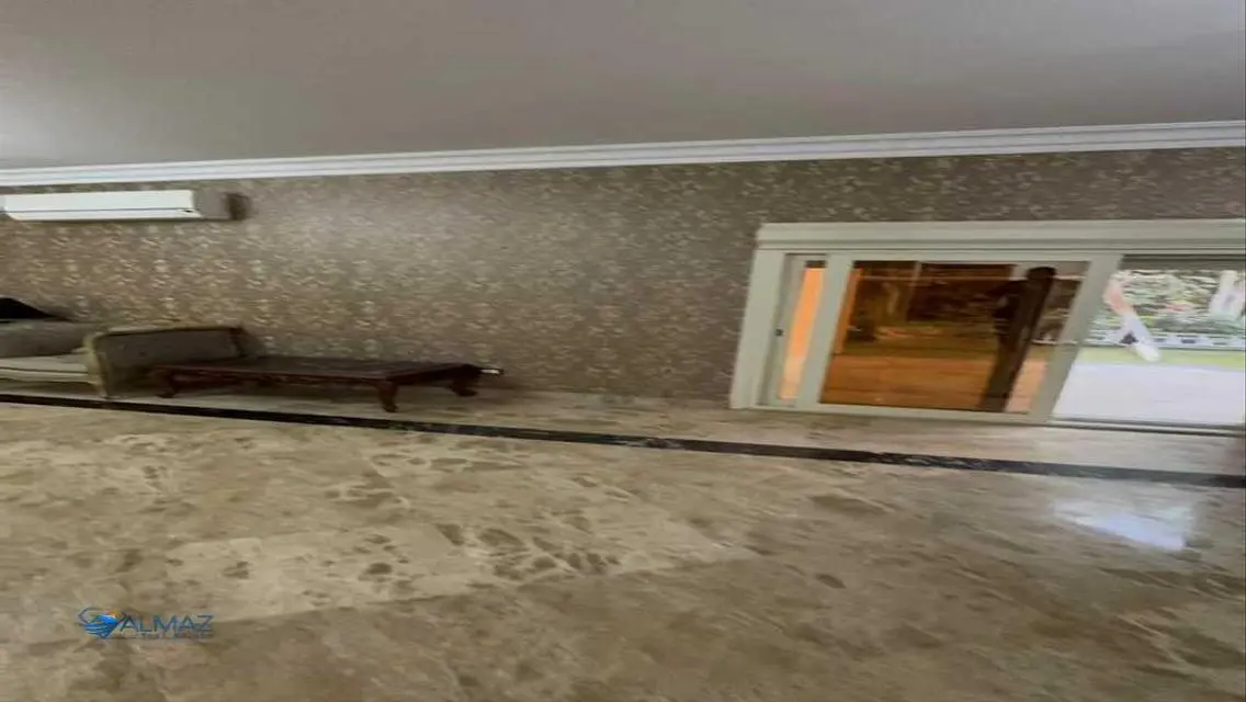 Luxury Apartment for Sale in Area 10