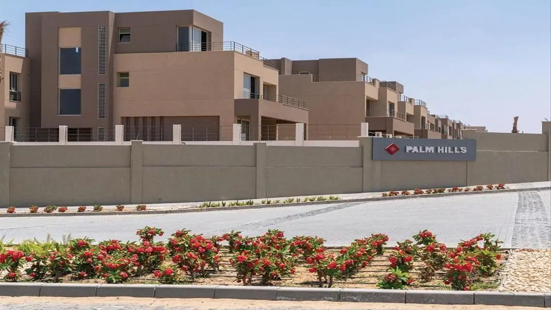 فيلا فاخرة مع حديقة وشرفة خاصة