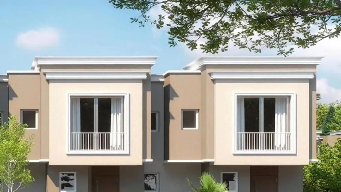 12 Room Apartment with Club Views