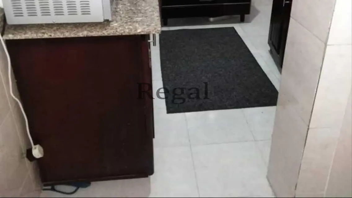 شقة 85 م² للبيع بسعر خاص بجوار الخدمات في الشيخ زايد