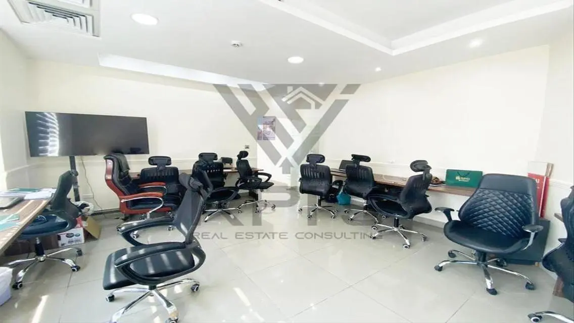 Spacious 220 sqm Apartment for Rent