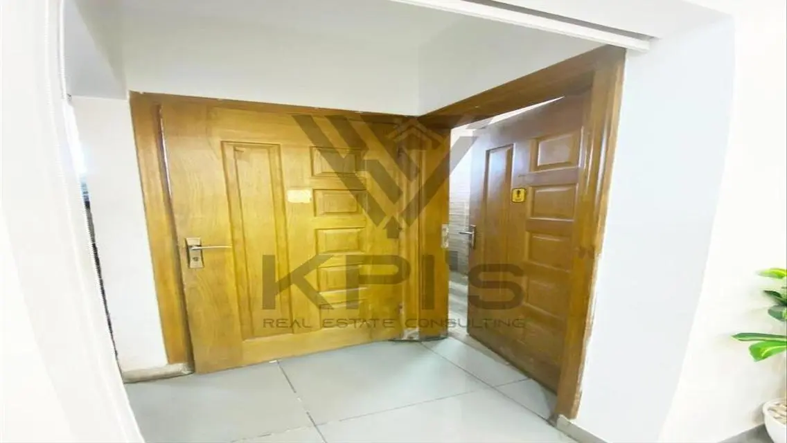 Spacious 220 sqm Apartment for Rent