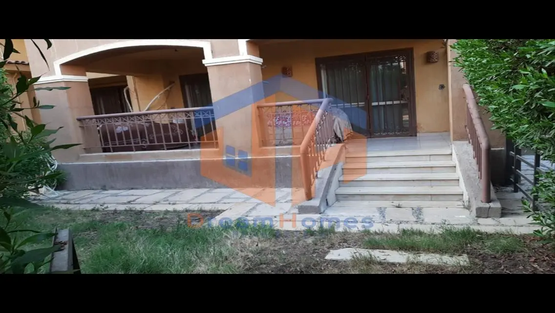 شقة فاخرة بمساحة 158 متر مربع مع حديقة خاصة