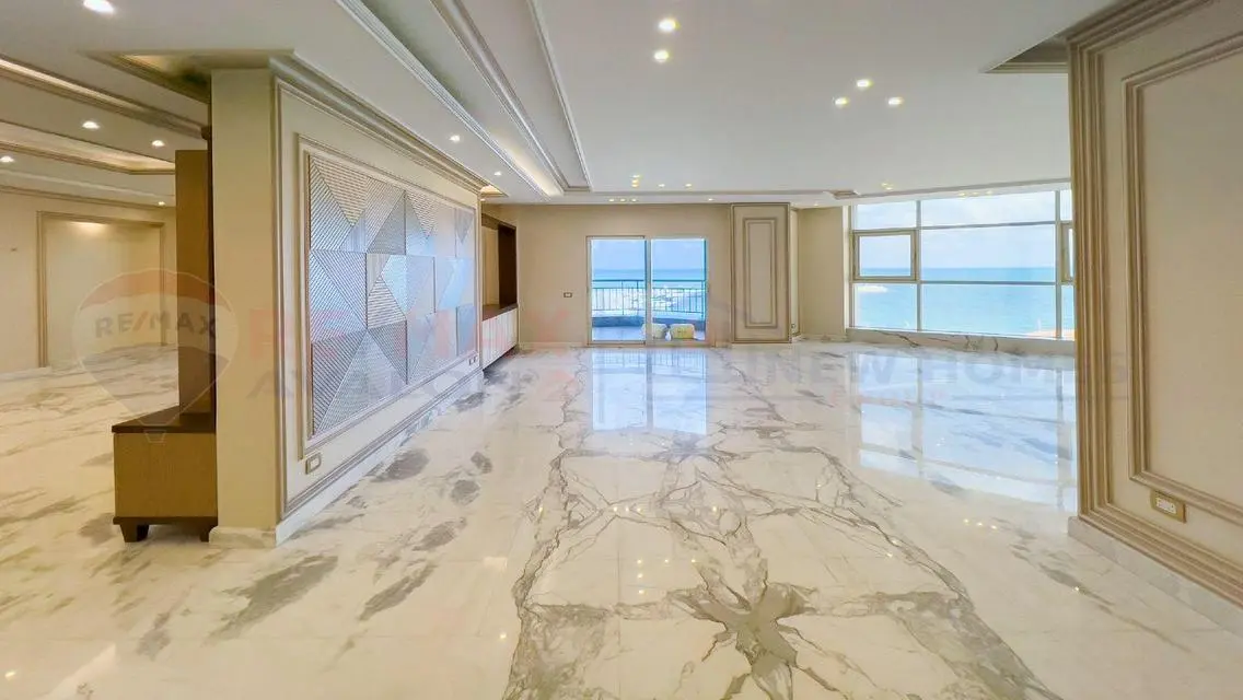 Luxurious Apartment with Lake View for 30 Million EGP