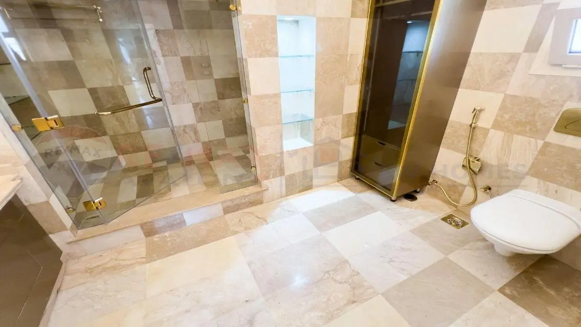 Luxurious Apartment with Lake View for 30 Million EGP