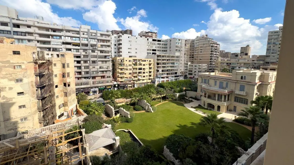 Luxurious Apartment with Lake View for 30 Million EGP