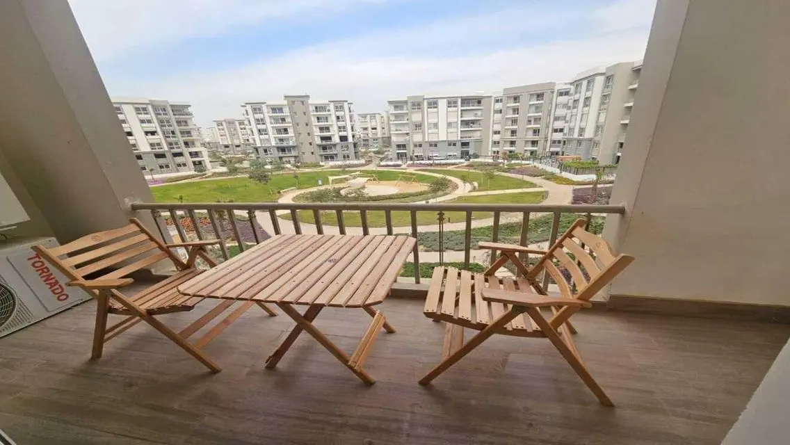 Luxurious 160 Sq Meter Apartment with Stunning Views