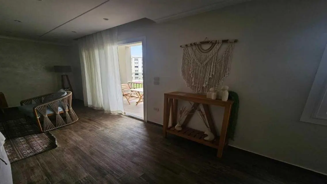 Luxurious 160 Sq Meter Apartment with Stunning Views