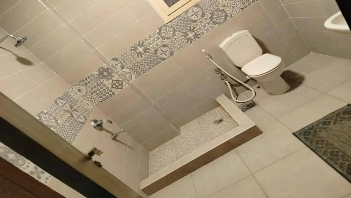 شقة رائعة للإيجار 6 غرف