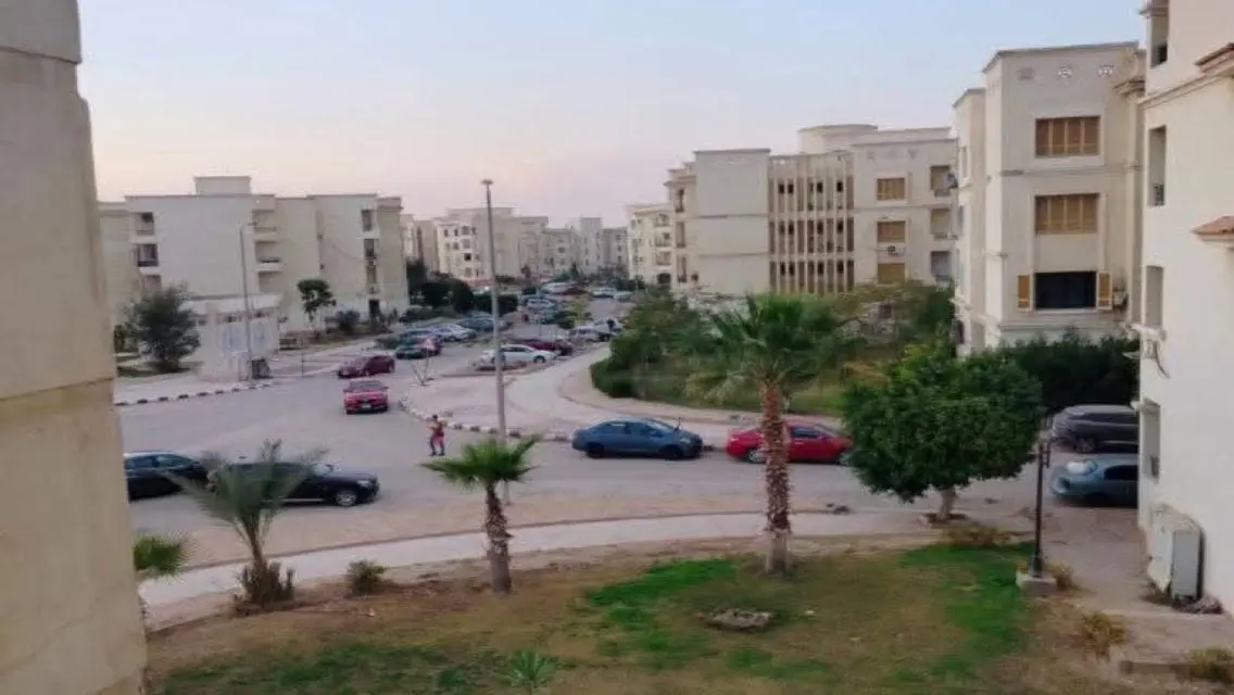 شقة رائعة للإيجار 6 غرف
